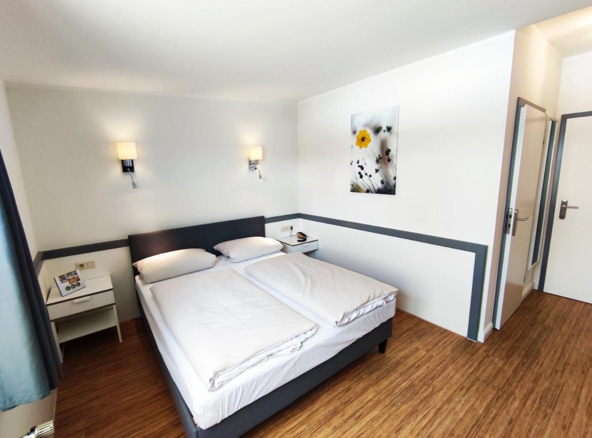 Schaefers Hotel, Self-Check-In, Cafe Und Baecker Am Hotel Vechta Extérieur photo